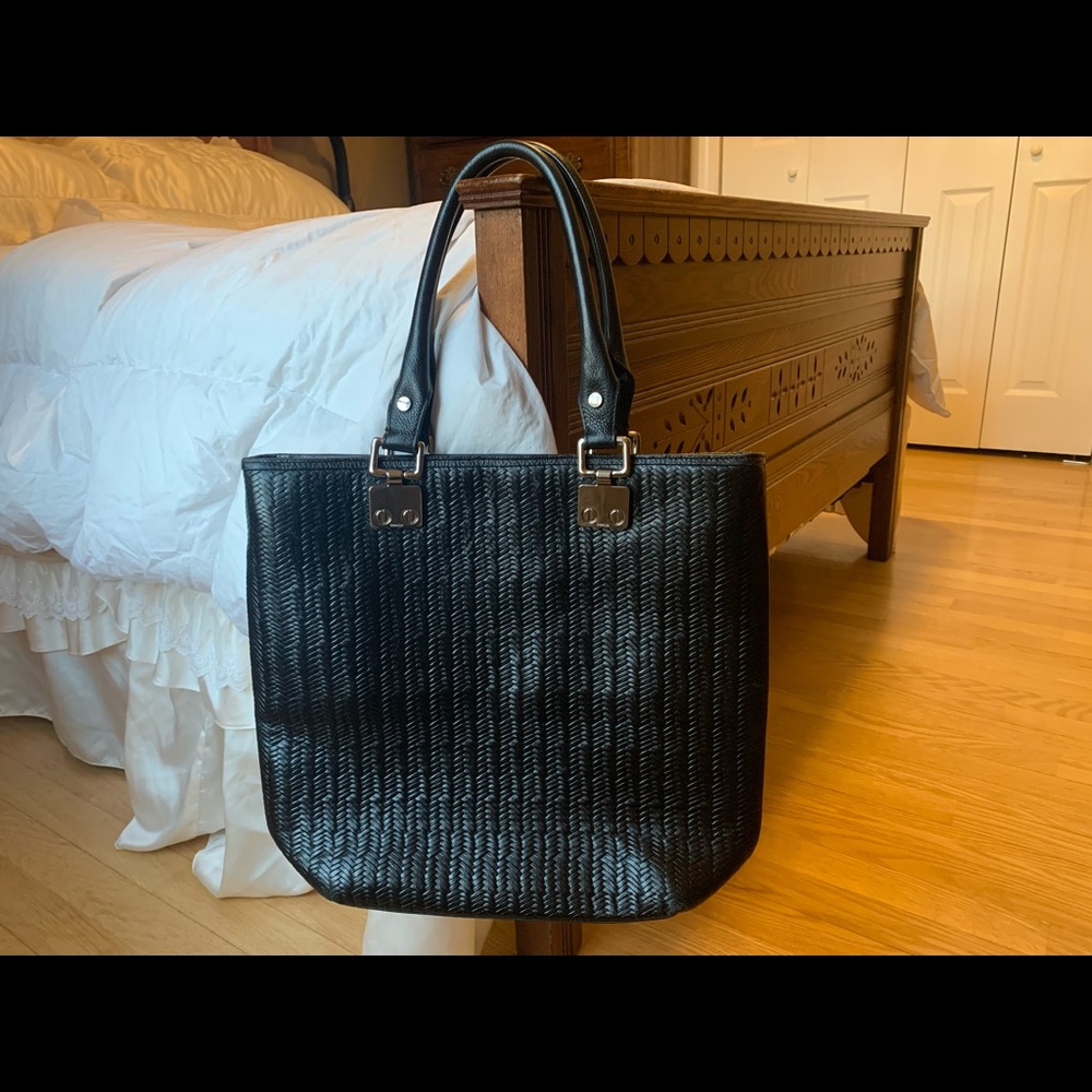 treesje black tote style shoulder purse